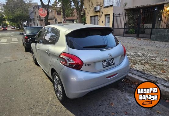 Autos - Peugeot 208 allure 2013 Nafta 116425Km - En Venta