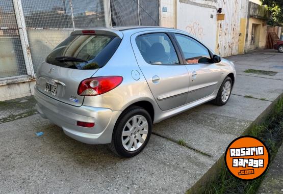 Autos - Peugeot 207 2012 Nafta 170000Km - En Venta