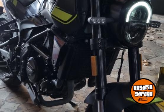 Motos - Benelli Leoncino 250 2023 Nafta 3600Km - En Venta