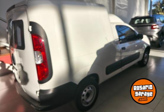 Utilitarios - Fiat Fiorino 2024 Nafta 46000Km - En Venta