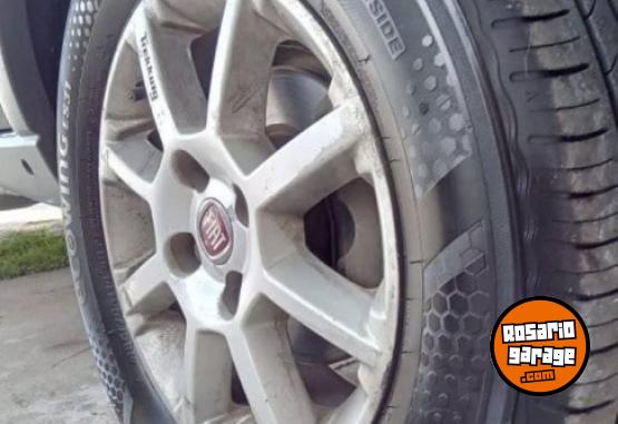 Camionetas - Fiat Strada 2011 Nafta 120000Km - En Venta