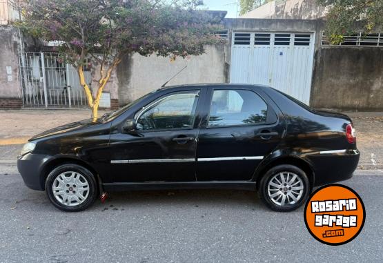 Autos - Fiat Siena 2010 GNC 650000Km - En Venta