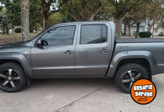 Camionetas - Volkswagen Amarok Confortline 2017 Diesel 155000Km - En Venta