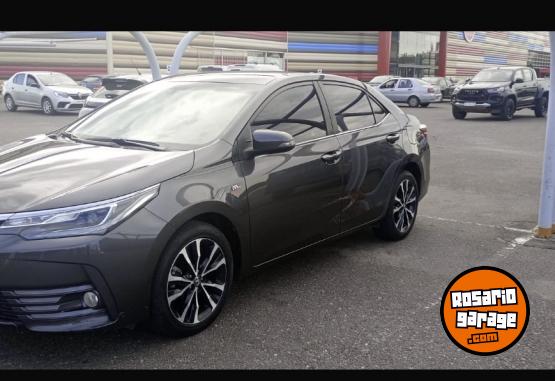 Autos - Toyota Corolla SEG 2018 Nafta 110000Km - En Venta