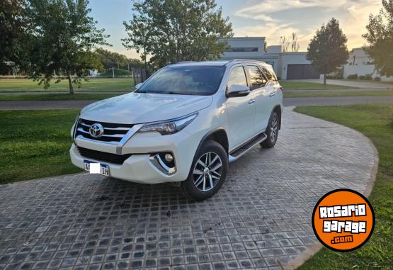 Camionetas - Toyota Sw4 2017 Diesel 168000Km - En Venta