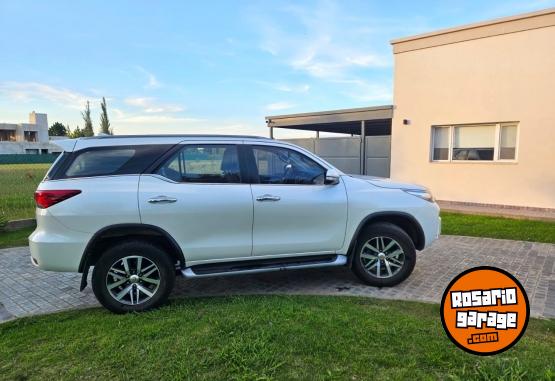 Camionetas - Toyota Sw4 2017 Diesel 168000Km - En Venta