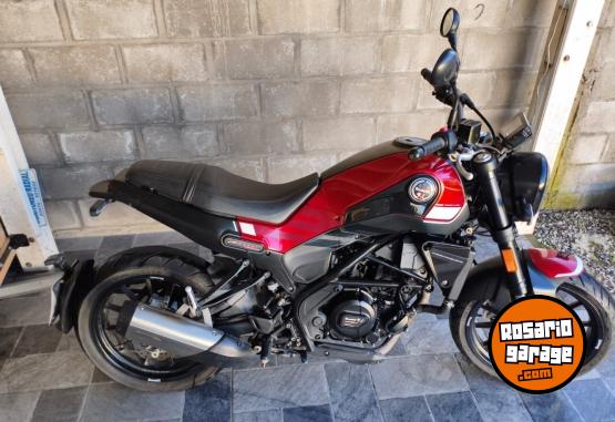 Motos - Benelli Leoncino 250 2022 Nafta 16000Km - En Venta