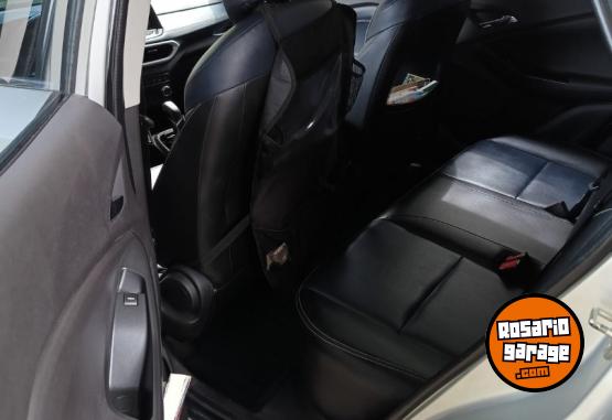 Autos - Chevrolet Tracker full premier 2020 Nafta 72000Km - En Venta