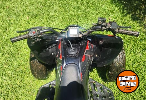 Cuatris y UTVs - Motomel MX 250 Full 2017  1777Km - En Venta