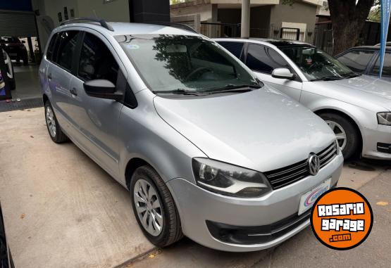 Autos - Volkswagen SURAN 2013 Nafta 160000Km - En Venta