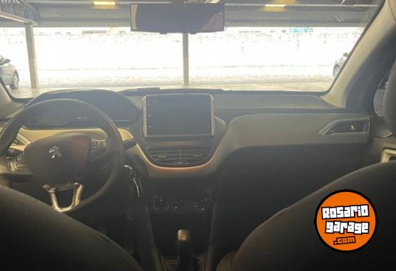 Autos - Peugeot 2008 2019 Nafta 130000Km - En Venta