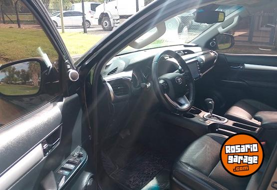 Camionetas - Toyota Hilux SRX 4x4 2021 Diesel 156732Km - En Venta