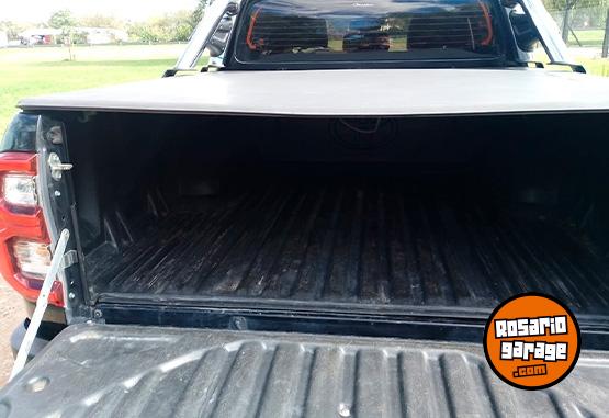 Camionetas - Toyota Hilux SRX 4x4 2021 Diesel 156732Km - En Venta