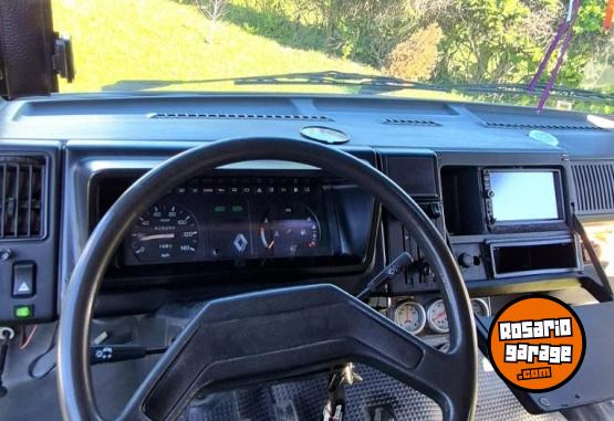 Utilitarios - Renault Trafic 1992 Nafta 35000Km - En Venta
