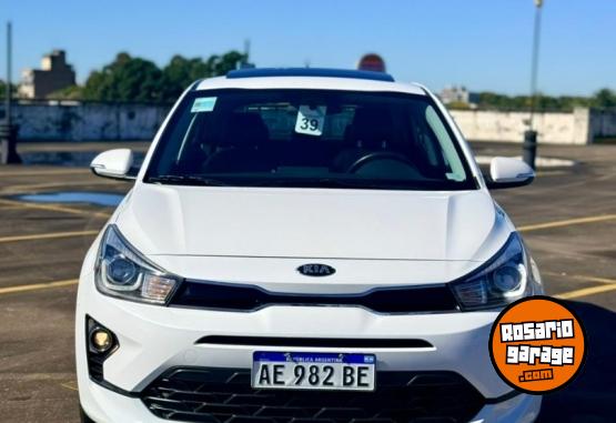 Autos - Kia Rio SX 2021 Nafta 37000Km - En Venta