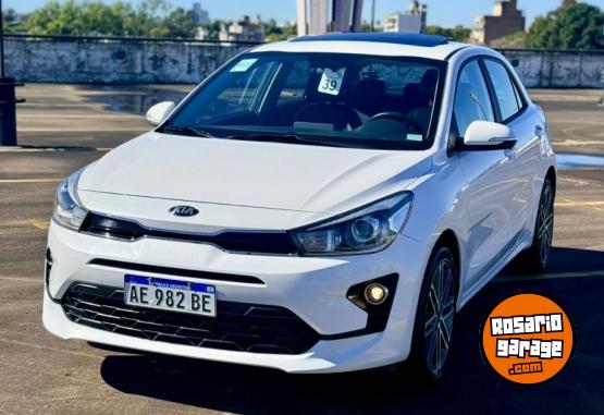 Autos - Kia Rio SX 2021 Nafta 37000Km - En Venta