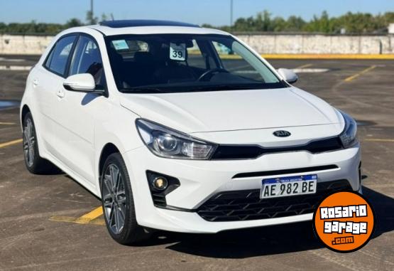 Autos - Kia Rio SX 2021 Nafta 37000Km - En Venta