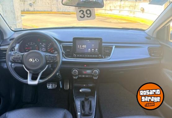 Autos - Kia Rio SX 2021 Nafta 37000Km - En Venta
