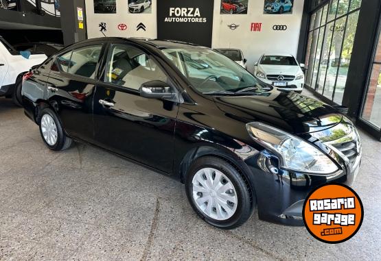 Autos - Nissan Versa 2020 Nafta 70000Km - En Venta
