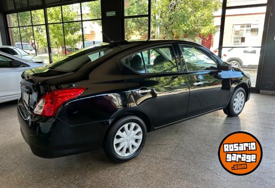 Autos - Nissan Versa 2020 Nafta 70000Km - En Venta