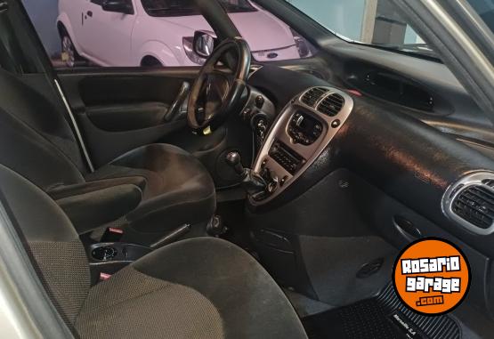 Autos - Citroen Picasso 2012 Nafta 160000Km - En Venta