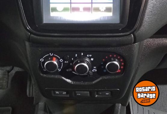 Utilitarios - Renault KANGOO ZEN 2019 Nafta 41600Km - En Venta