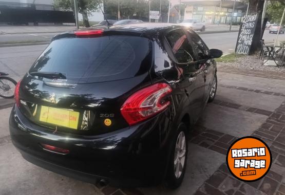 Autos - Peugeot 208 ALLURE 2015 Nafta 46000Km - En Venta