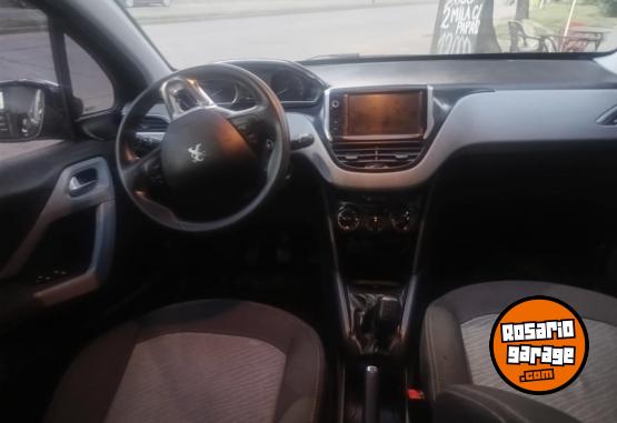 Autos - Peugeot 208 ALLURE 2015 Nafta 46000Km - En Venta
