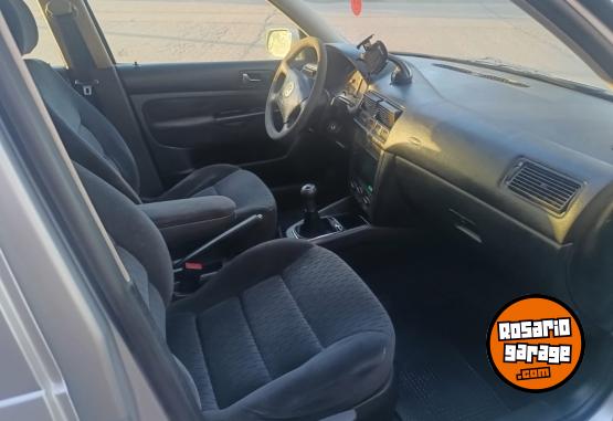 Autos - Volkswagen GOLF 1.6 2003 GNC 111111Km - En Venta
