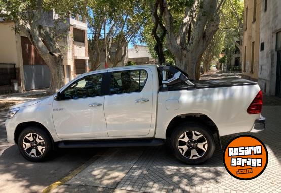 Camionetas - Toyota Hilux 2020 Diesel 66000Km - En Venta