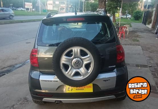 Autos - Volkswagen CROSS FOX 2014 GNC 111111Km - En Venta