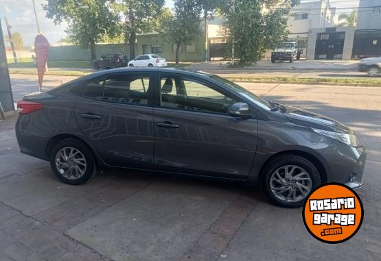 Autos - Toyota YARIS XLS 4 PUERTAS 2022 Nafta 85000Km - En Venta