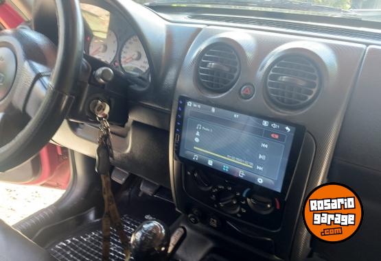 Camionetas - Jeep Cherokee Sport 2005 Nafta 320000Km - En Venta