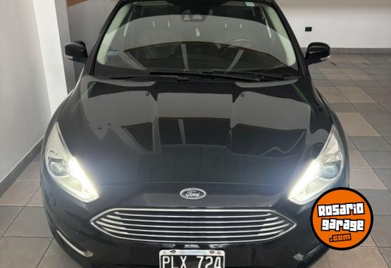 Autos - Ford Focus Titanium 2016 Nafta 150000Km - En Venta