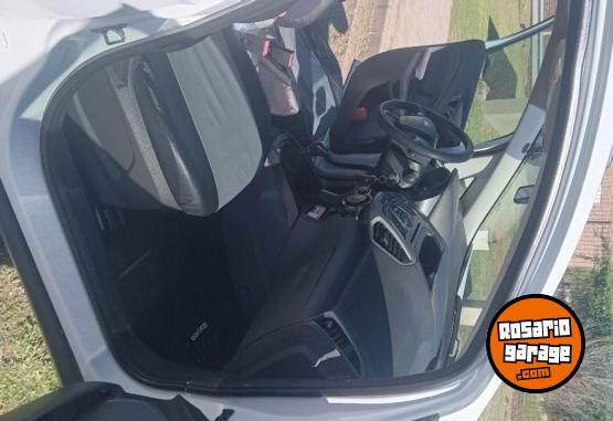 Autos - Ford Ecosport kinetic SE 1.6 2015 GNC 97000Km - En Venta