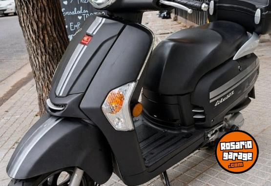 Motos - Kymco Like 125 2024 Nafta 3200Km - En Venta