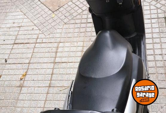 Motos - Kymco Like 125 2024 Nafta 3200Km - En Venta