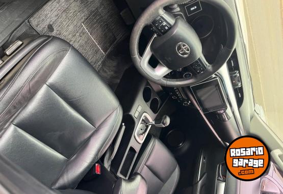 Camionetas - Toyota Hilux SRX 2016 Diesel - En Venta