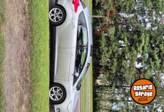 Autos - Ford Focus se plus 2016 Nafta 120000Km - En Venta