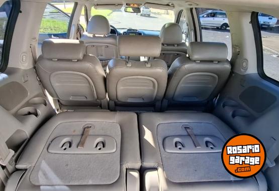 Autos - Kia Carnival EX 2008 Diesel 277000Km - En Venta