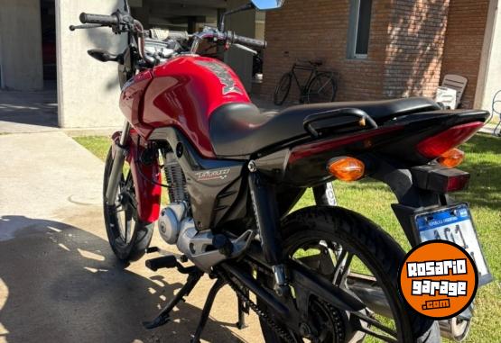 Motos - Honda Titan,cg,wave 2016 Nafta 35000Km - En Venta