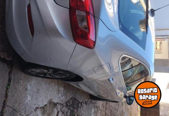 Autos - Chevrolet Cruze TTZ 2017 Nafta 130000Km - En Venta