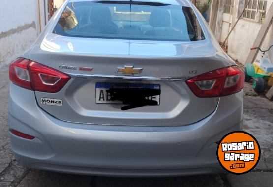 Autos - Chevrolet Cruze TTZ 2017 Nafta 130000Km - En Venta
