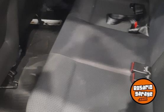 Autos - Volkswagen GOL TREND PACK I 2017 Nafta 93000Km - En Venta