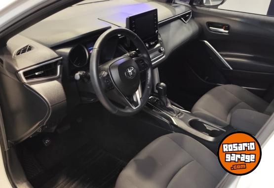 Autos - Toyota COROLLA CROSS XEI 2021 Electrico / Hibrido 72000Km - En Venta