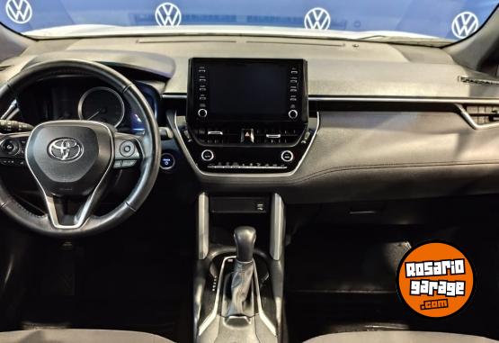 Autos - Toyota COROLLA CROSS XEI 2021 Electrico / Hibrido 72000Km - En Venta