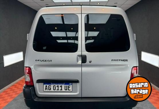 Utilitarios - Peugeot partner 2023 Diesel 52000Km - En Venta