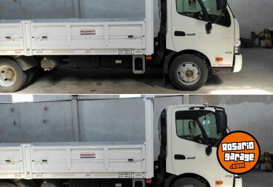 Camiones y Gr�as - Hino 300 Toyota - En Venta