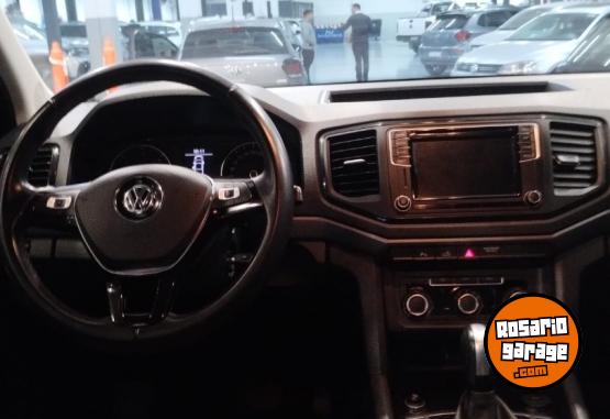 Camionetas - Volkswagen AMAROK COMFORTLINE 4X2 AT 2023 Diesel 48000Km - En Venta