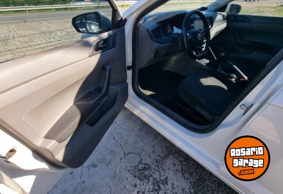 Autos - Volkswagen VIRTUS 2018 Nafta 130567Km - En Venta